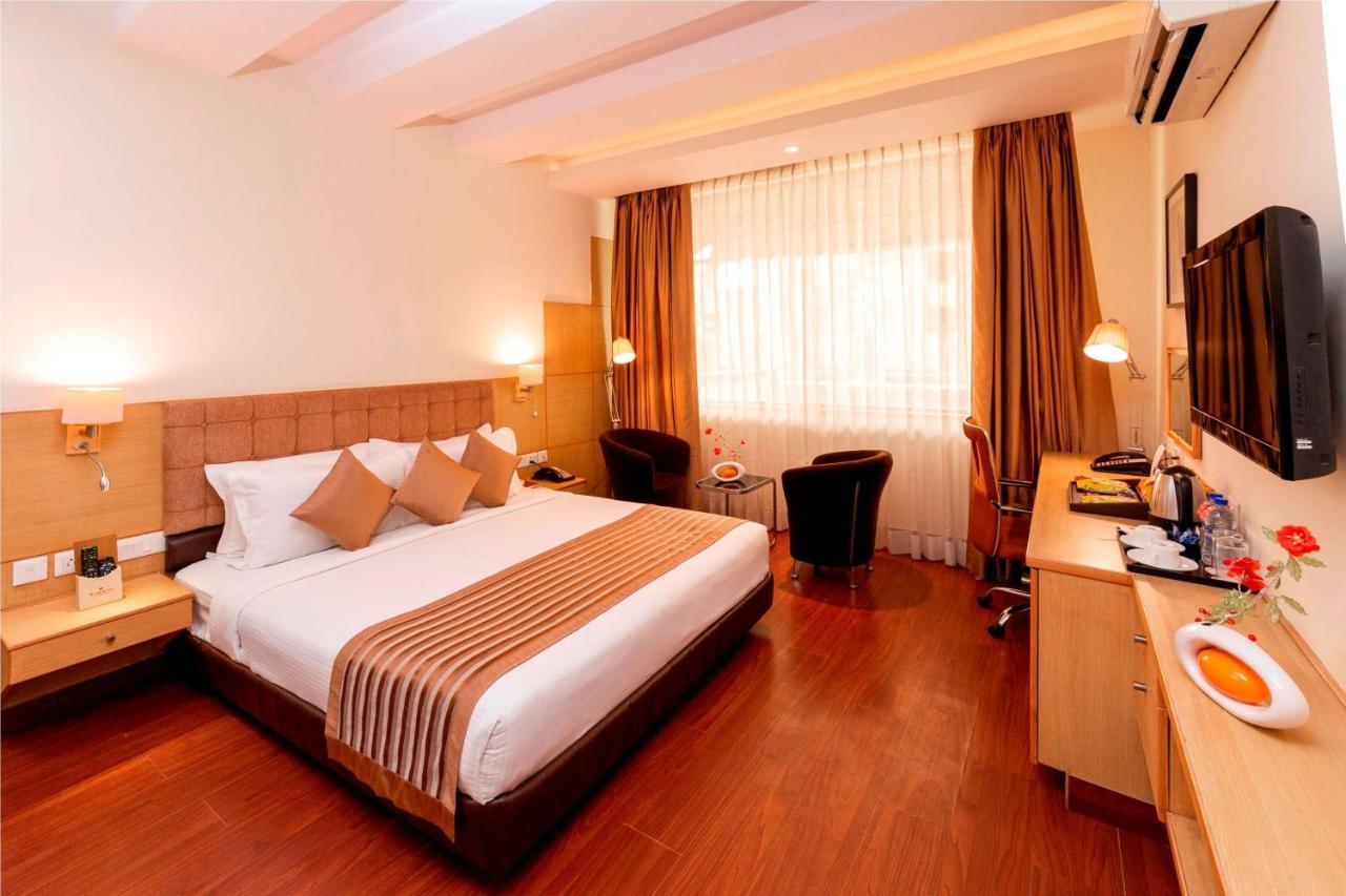 Отель Ramada Нимрана Экстерьер фото